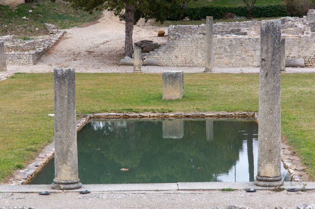 0184 Vaison la Romaine.jpg - SONY DSC